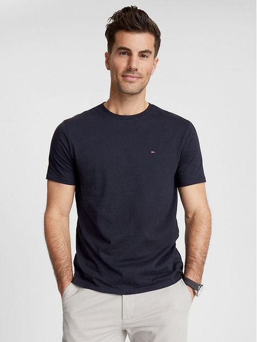 Remera básica  cuello redondo slim fit