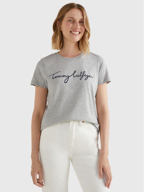 REMERA CON LOGO ESTAMPADO REGULAR FIT