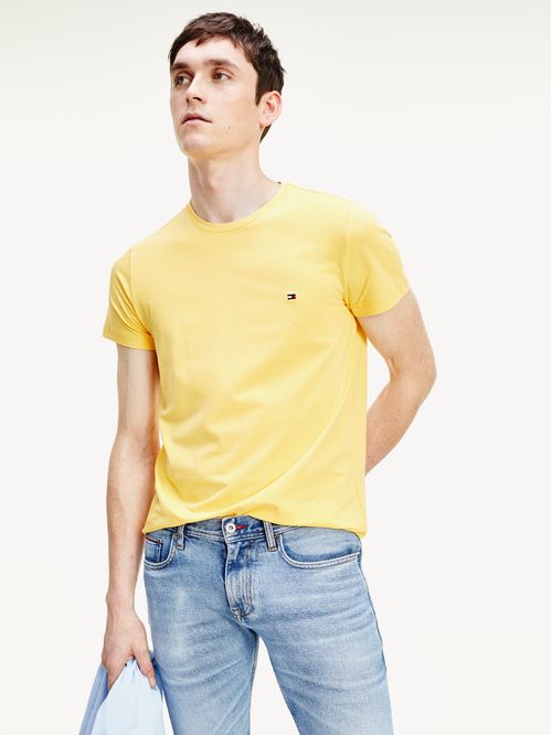 Remera básica  cuello redondo slim fit