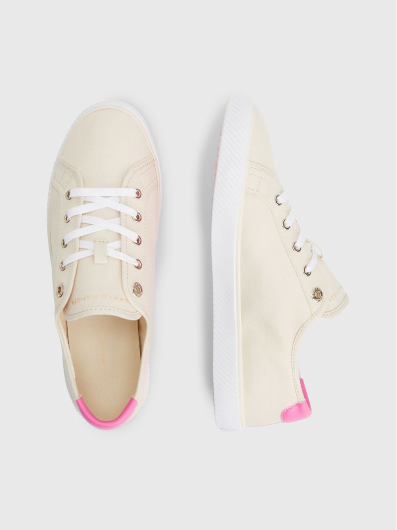 Zapatillas-essential-con-logo
