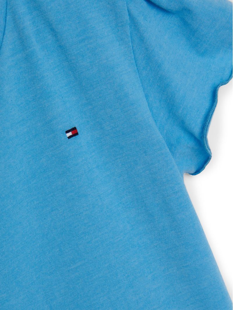 Remera-essential-de-corte-slim-con-volantes
