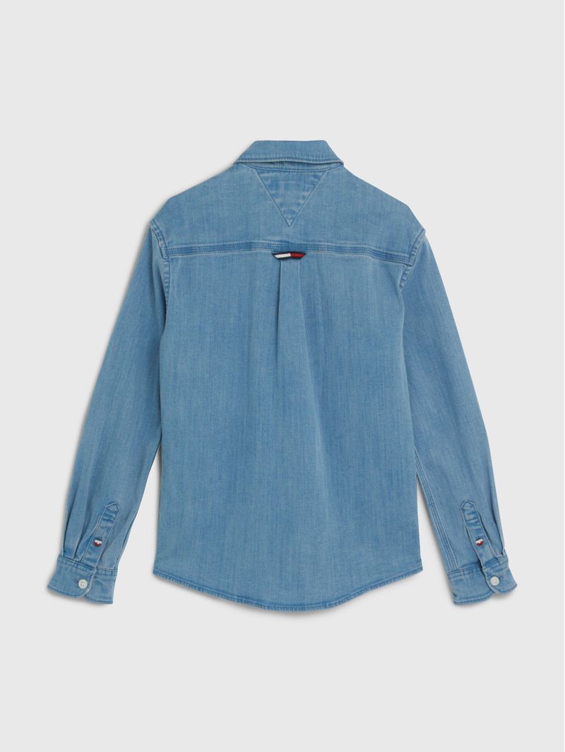 Camisa-denim-Essential-con-cuello-con-botones