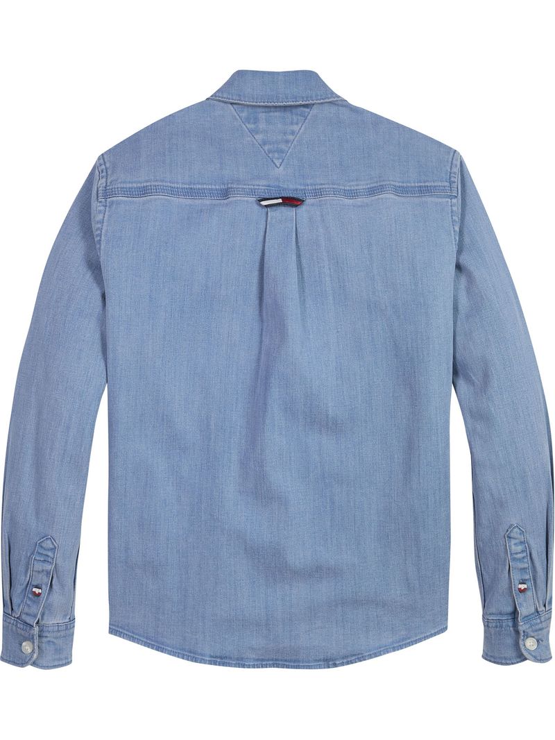 Camisa-denim-Essential-con-cuello-con-botones