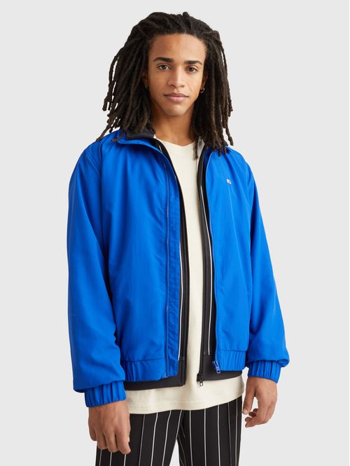 Campera liviana TJ con logo parche