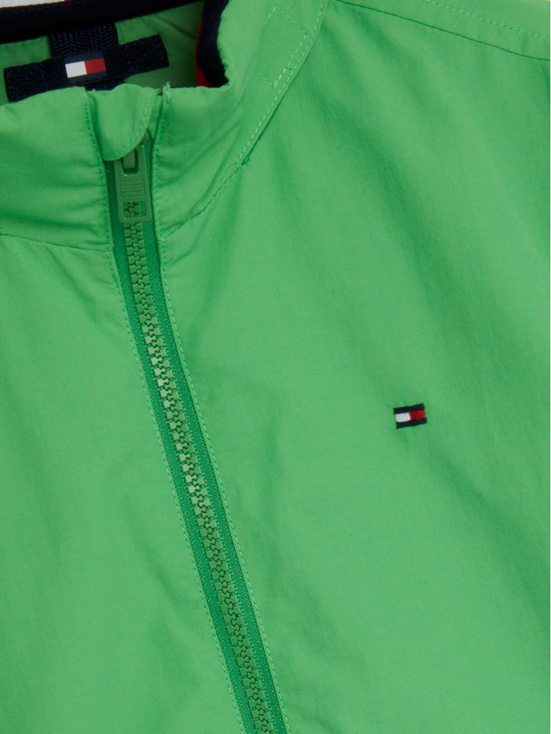 Campera-Essential-con-cremallera
