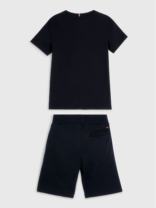 Conjunto Essential de remera y pantalón