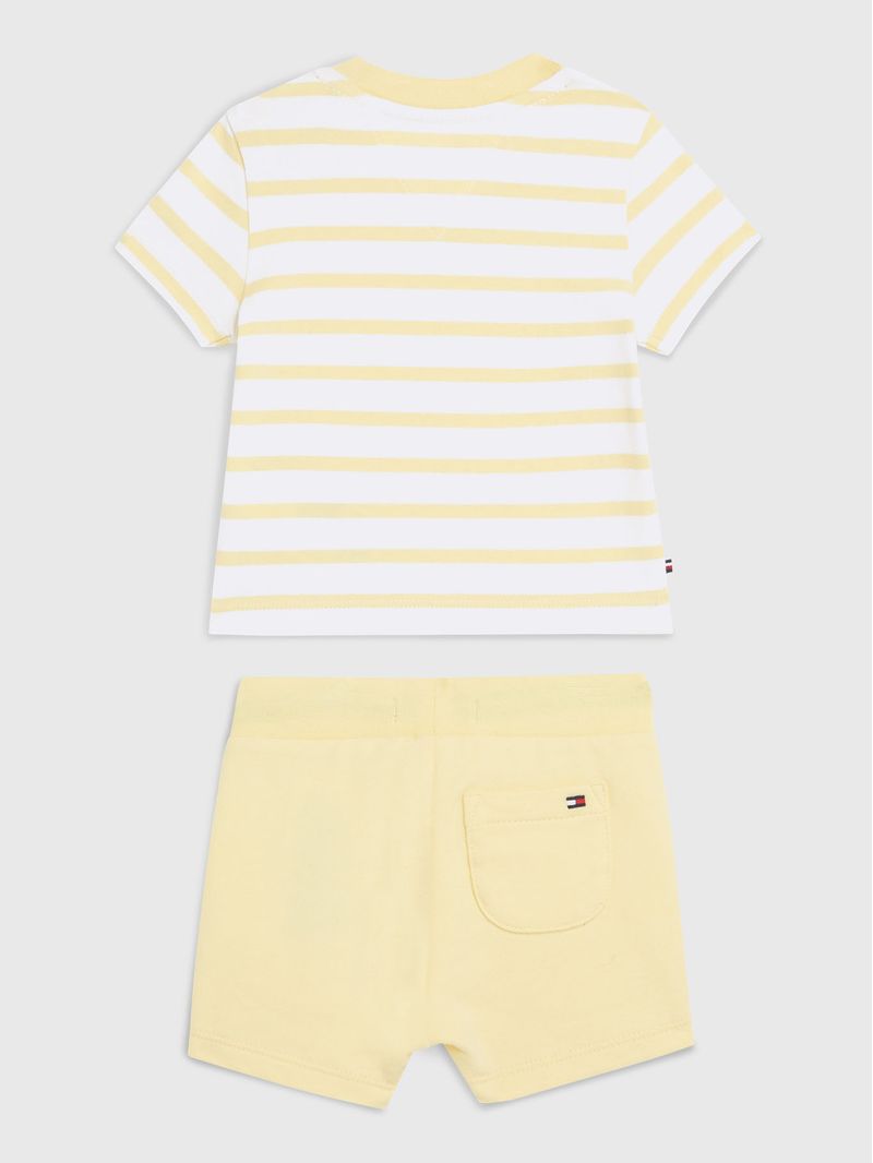 Conjunto-shorts-y-remera-Essential-de-rayas