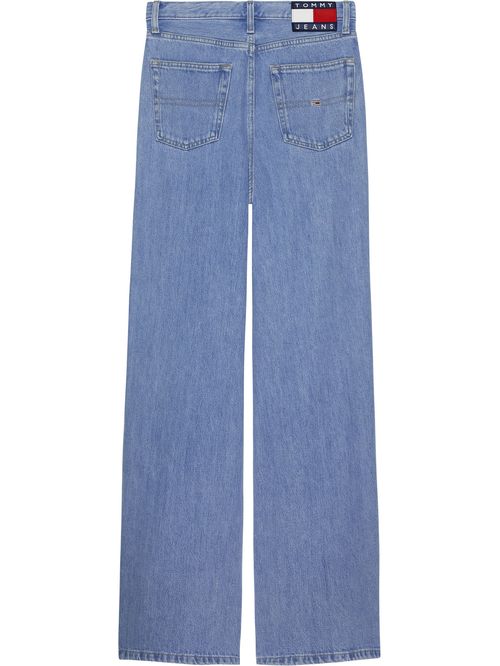 Jeans claire con pierna ancha