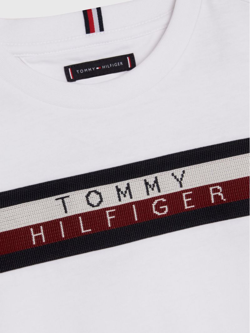 Remera-con-cinta-con-logo-de-Tommy-Hilfiger