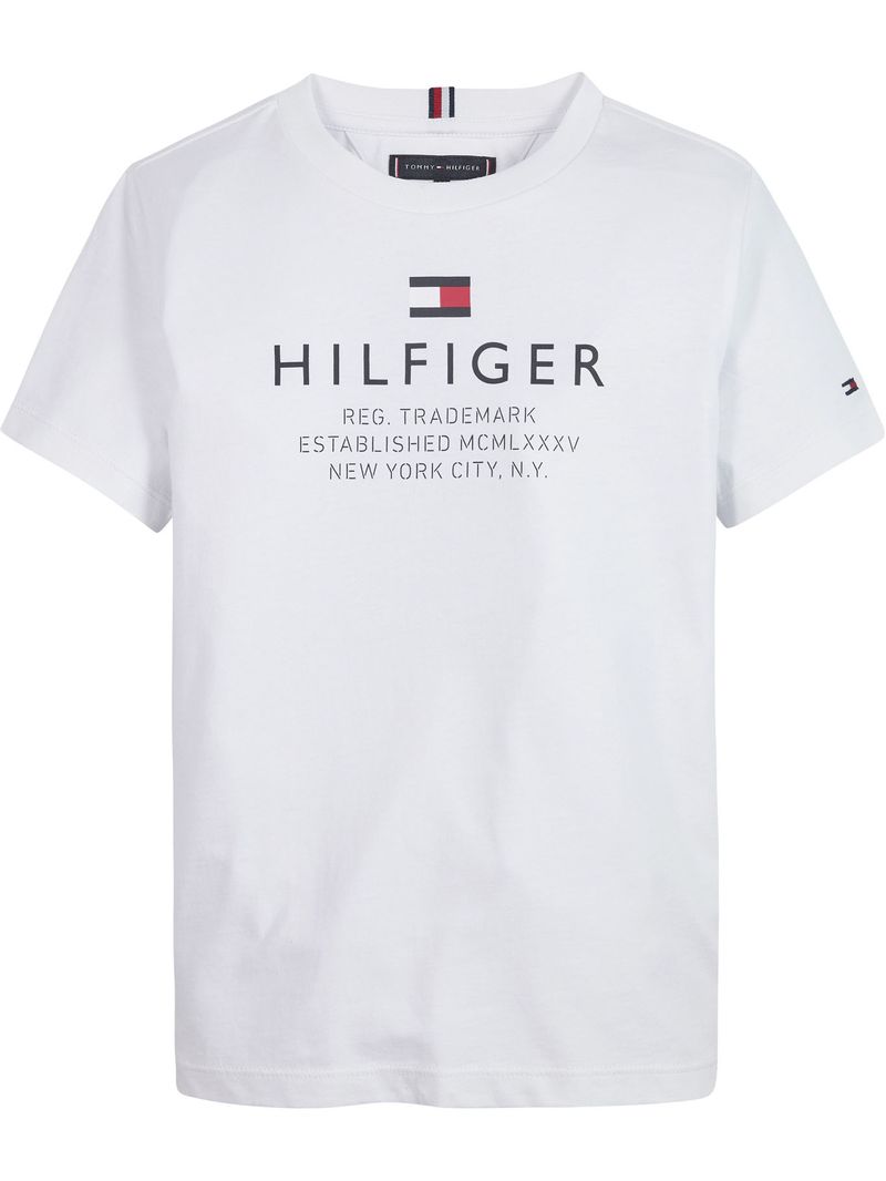Remera-con-logo