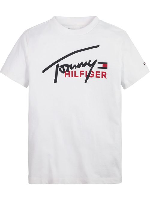 Remera con logo gráfico