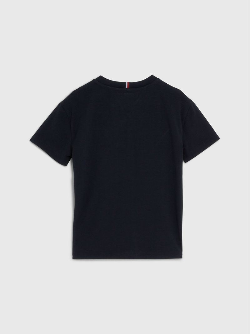 Remera-con-multiples-logos