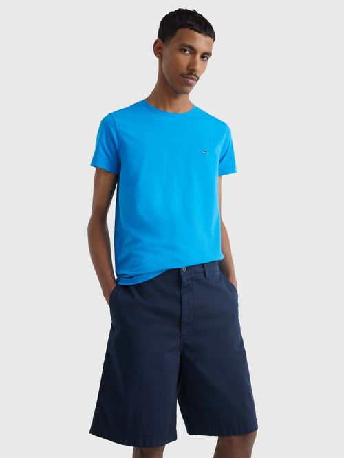Remera básica  cuello redondo slim fit