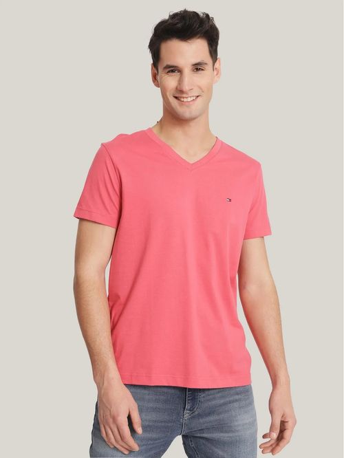 Remera básica cuello V slim fit