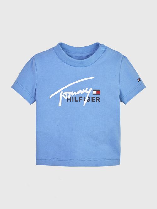 Remera para bebé con inscripción en el pecho