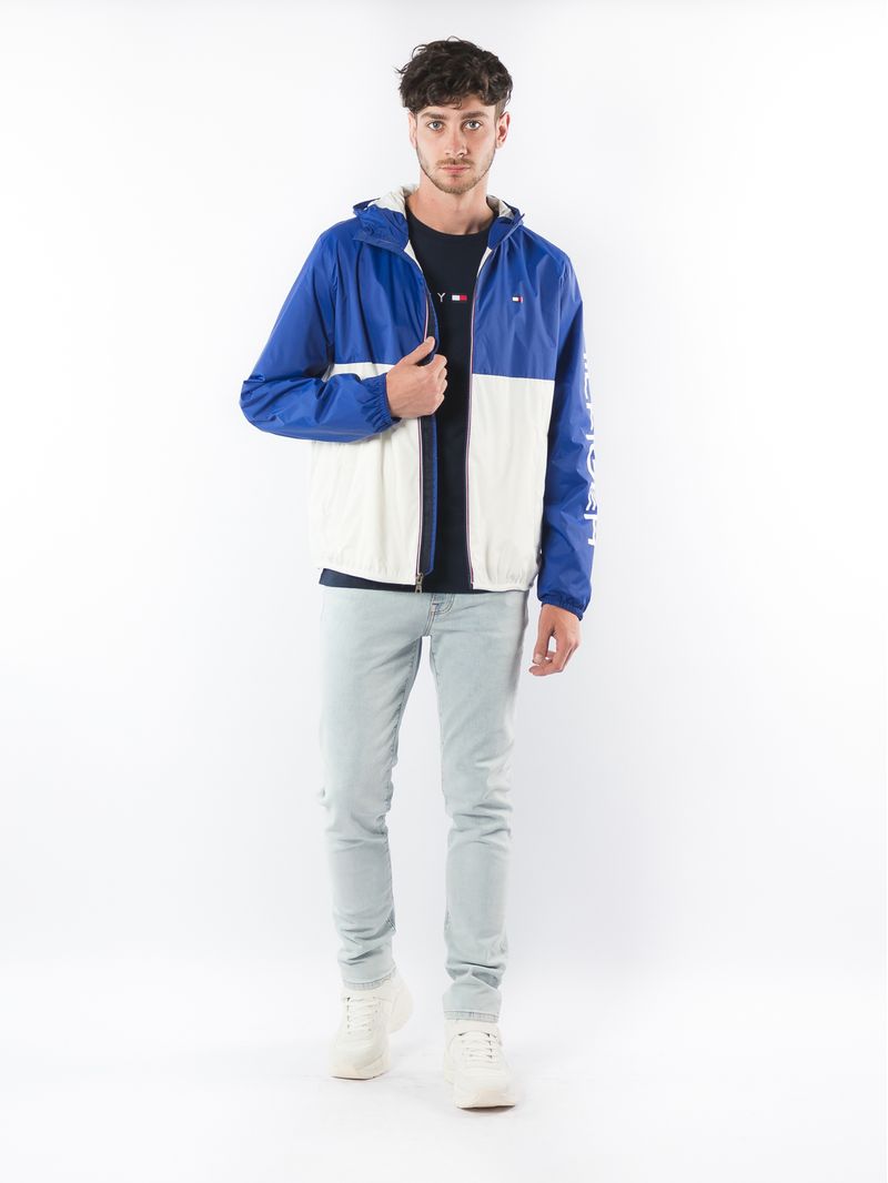 Campera-con-capucha