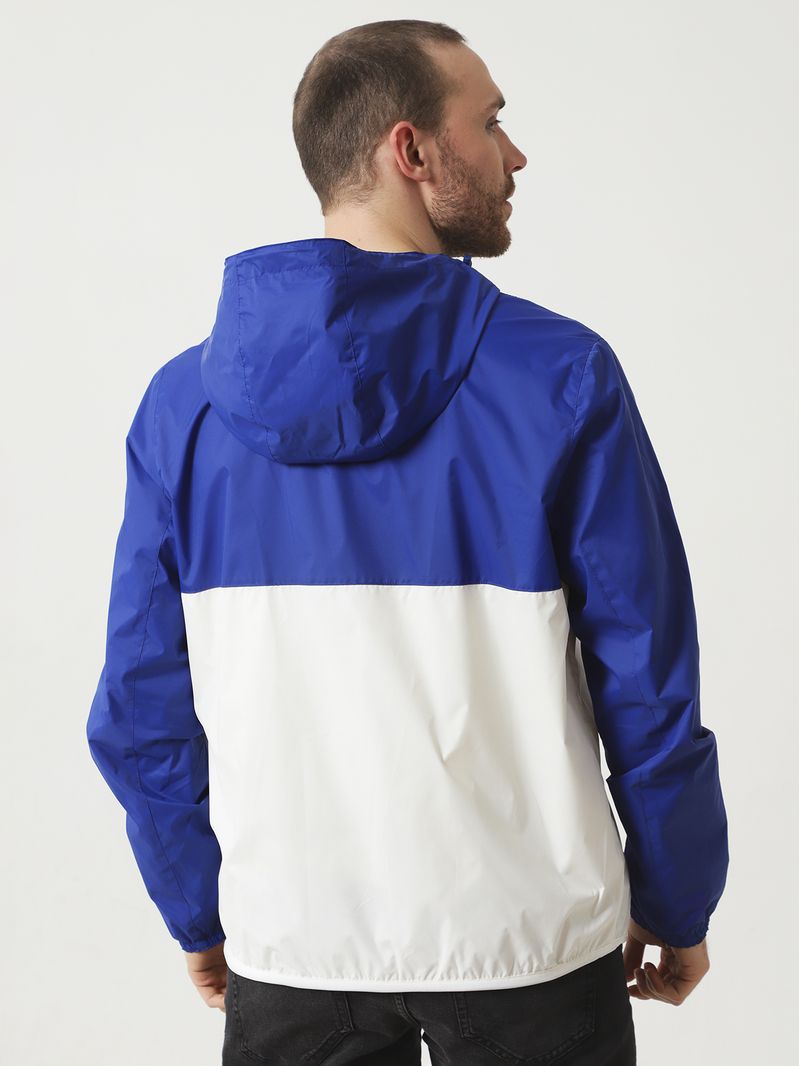 Campera-con-capucha