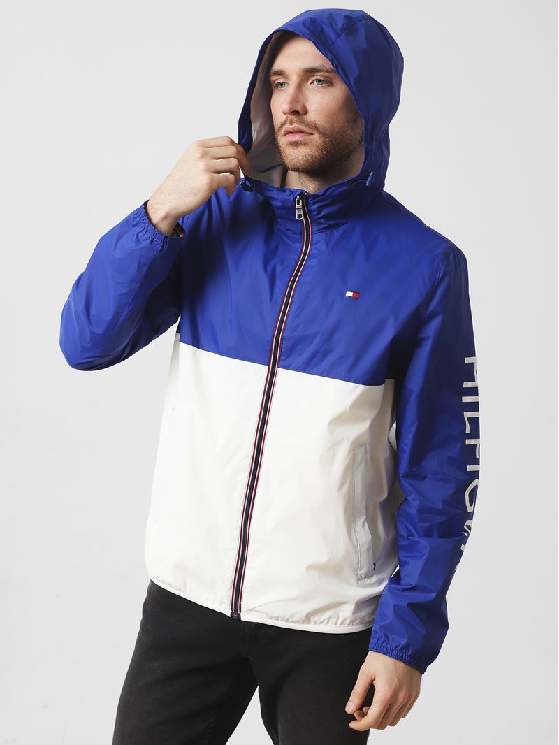 Campera-con-capucha