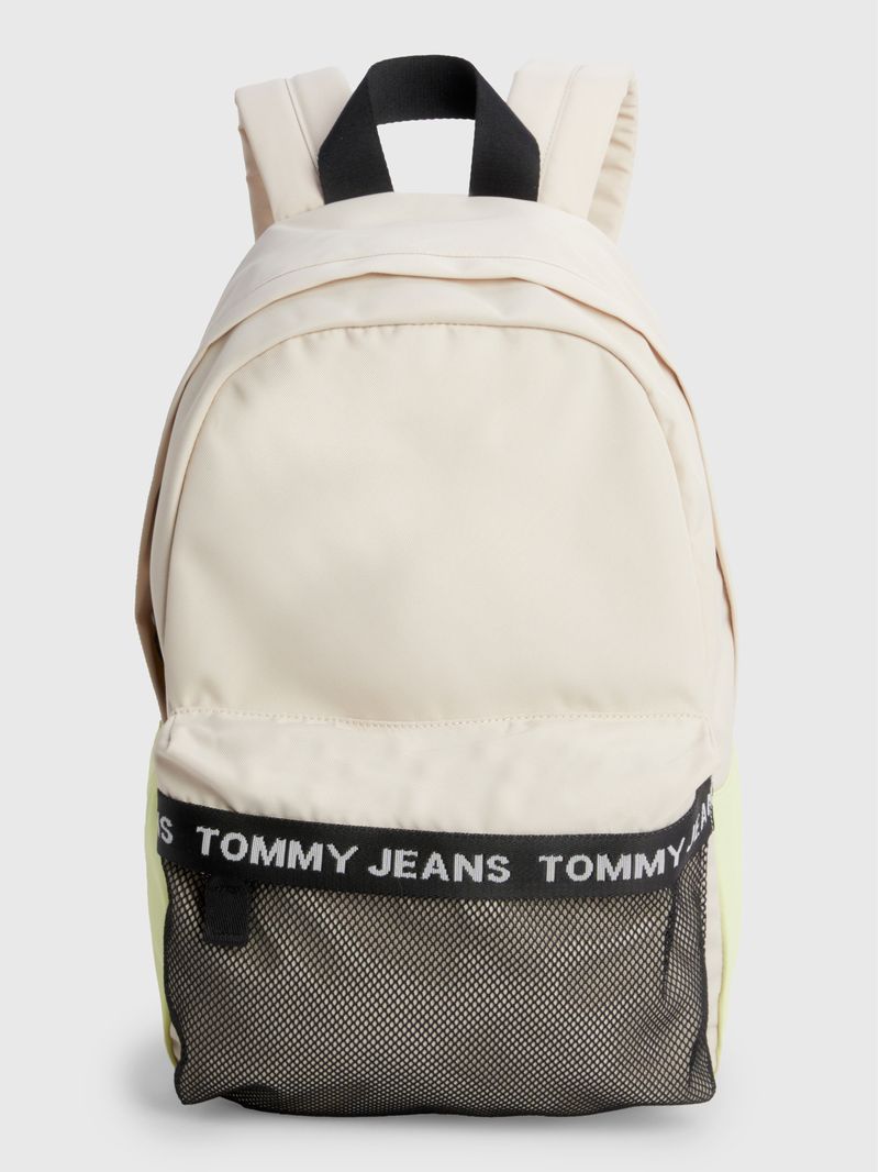 Mochila-con-bolsillo-de-malla-Essential