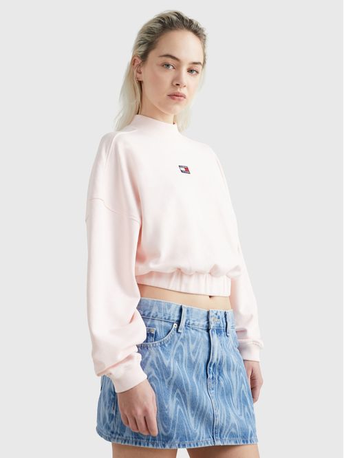 Buzo cropped con escudo