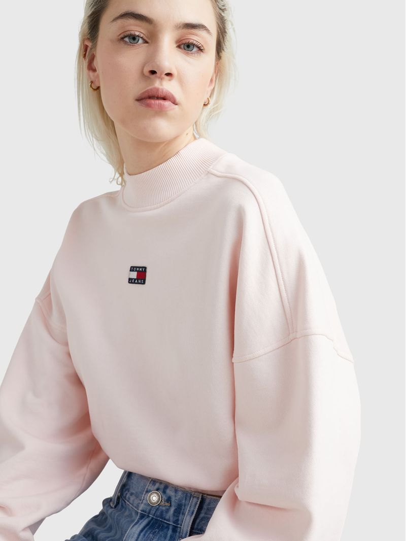 Buzo-holgada-de-corte-cropped-con-escudo