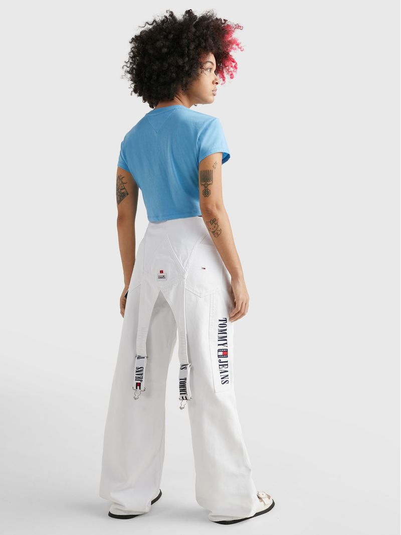 Remera-Essential-de-corte-cropped-con-logo