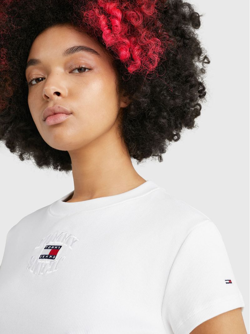 Remera-supercropped-con-logo-invertido