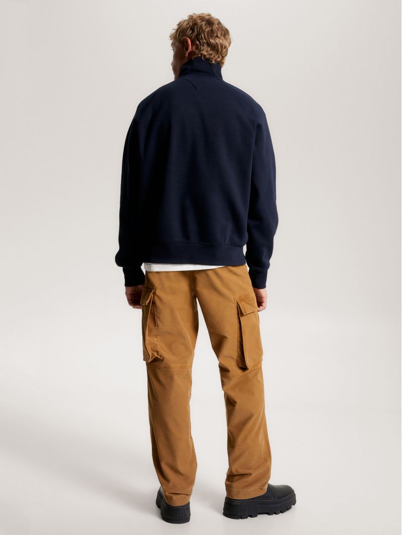 Buzo-con-monotipo-Hilfiger