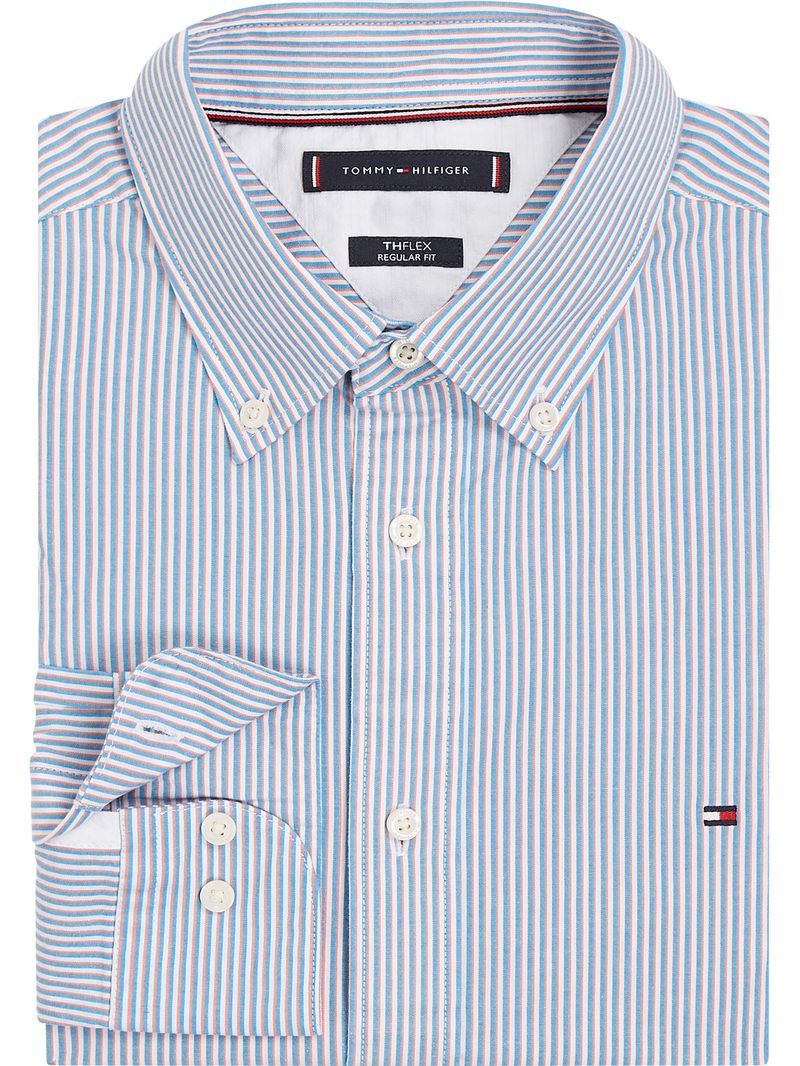 Camisa-de-corte-regular-con-logo-bordado-en-el-pecho