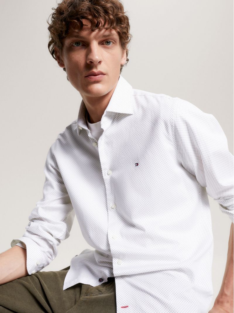 Camisa-de-corte-regular-con-puntos