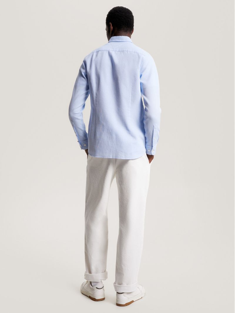 Camisa-de-tejido-dobby-peinado-con-corte-slim