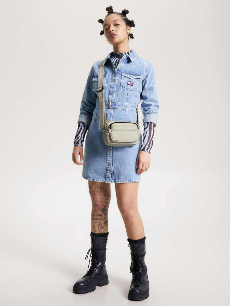 Cartera-Essential-con-inscripcion