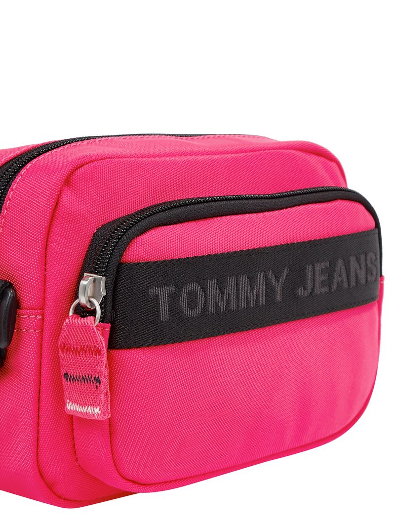 Cartera-Essential-con-inscripcion