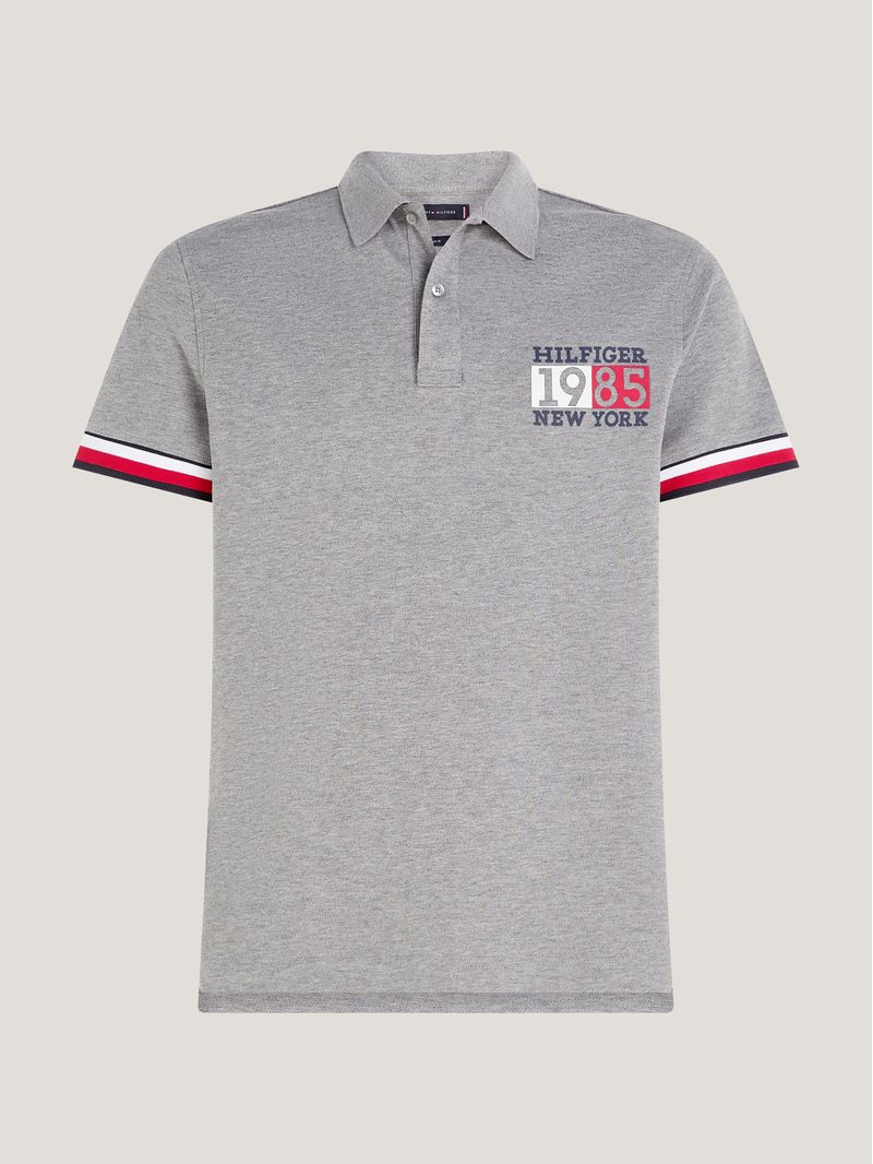 Chomba-ribeteada-de-corte-slim-con-logo