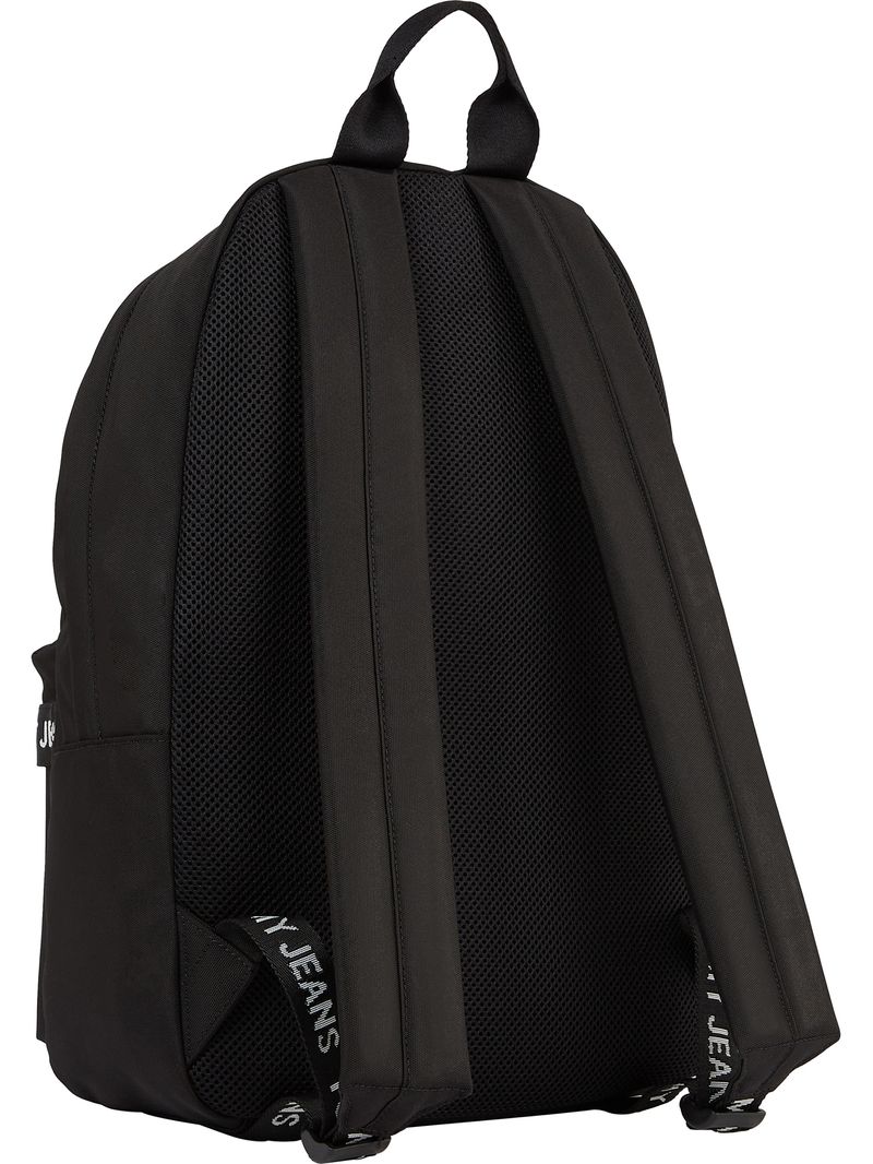Mochila-dome-essential-con-cremallera