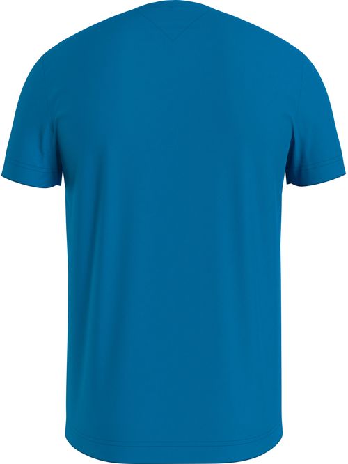 Remera con logo bordado