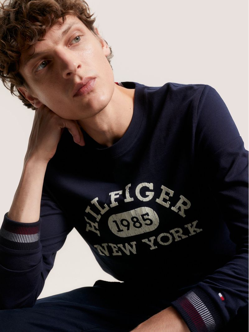 Remera-de-manga-larga-con-monotipo-Hilfiger