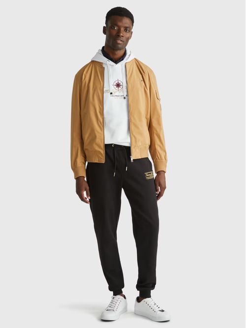 Campera bomber ligera