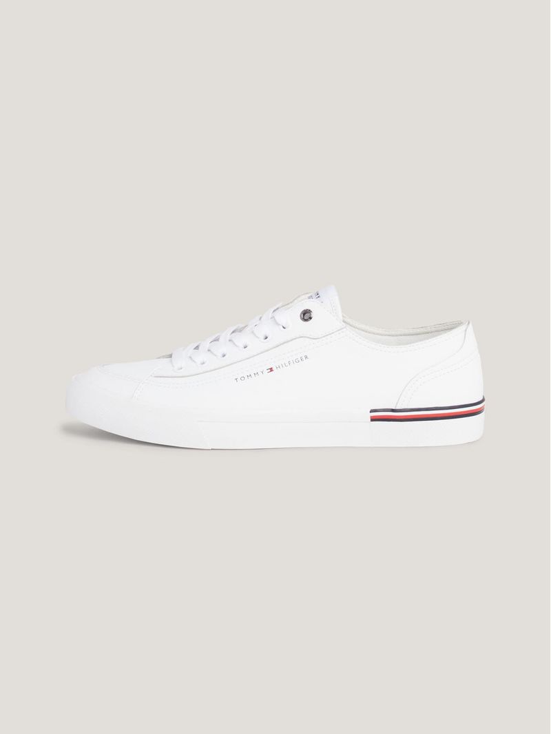 Zapatillas-con-ribete-distintivo