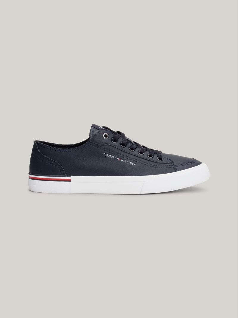Zapatillas-con-ribete-distintivo