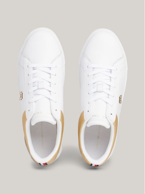 Zapatillas con plataforma con insignia TH metalizada
