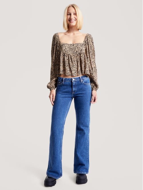 Blusa con estampado de leopardo y péplum
