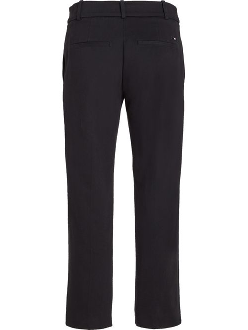 Pantalón chino Essential recto de corte slim