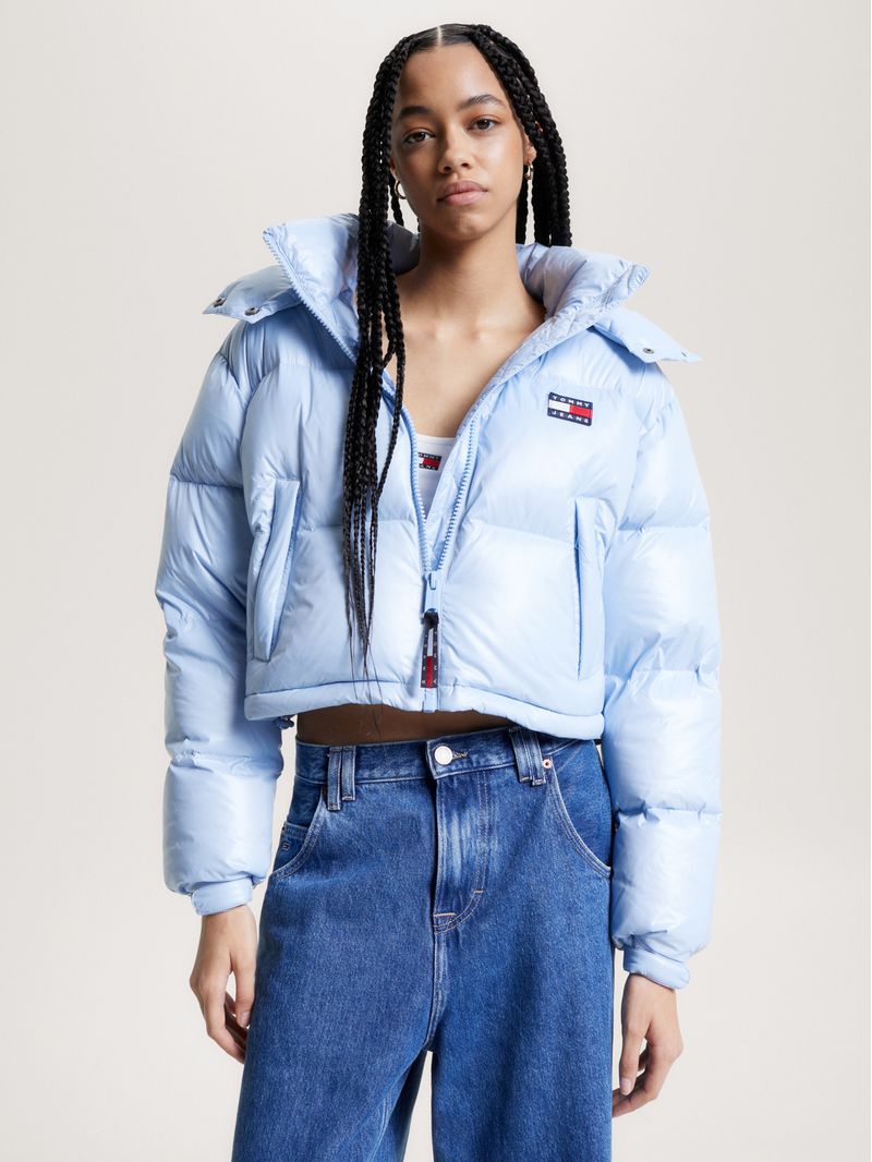 Campera-Puffer-de-corte-cropped-con-capucha-