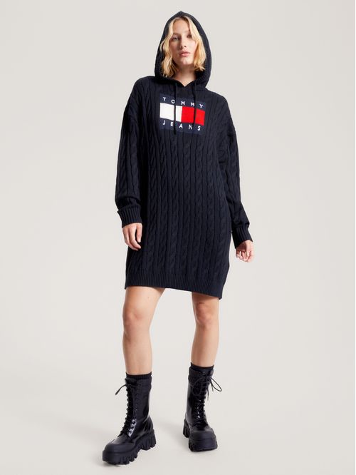 Vestido  tejido con capucha