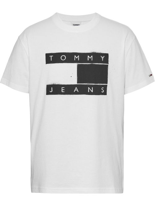 Remera con logo impreso