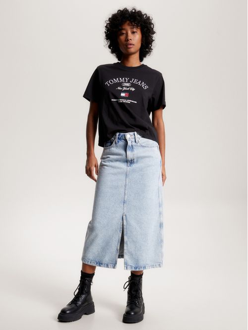 Remera de corte clásico con logo