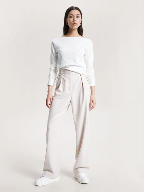 Sweater de corte slim con cuello barco
