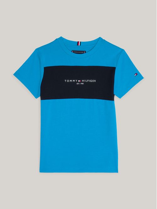 Remera con diseño color block