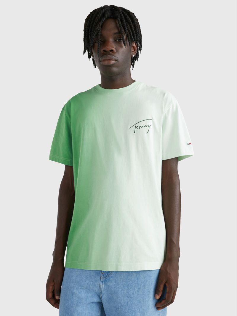 Remera-de-corte-clasico-con-efecto-degrade